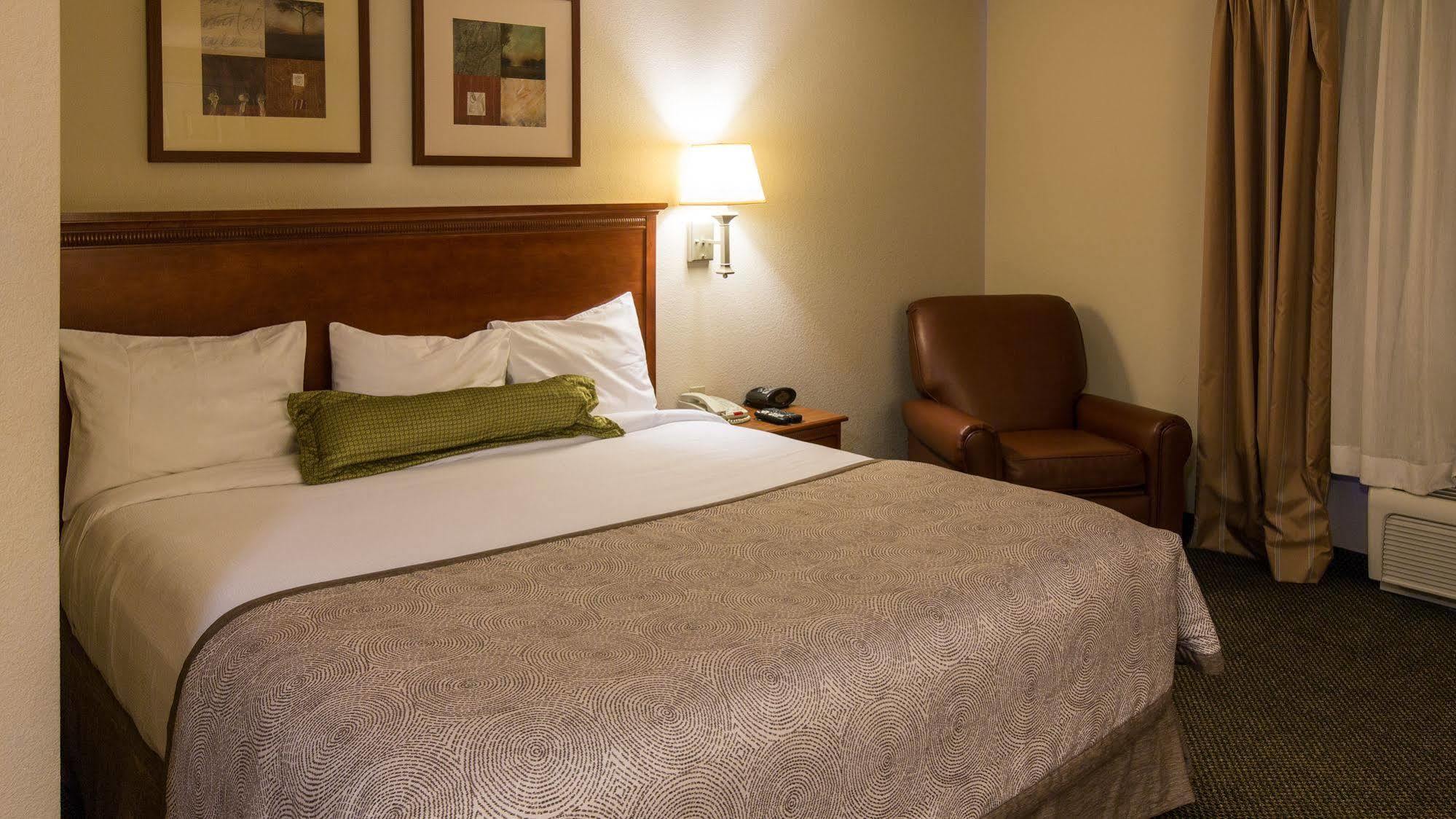 Candlewood Suites Knoxville Airport-Alcoa By Ihg Eksteriør billede