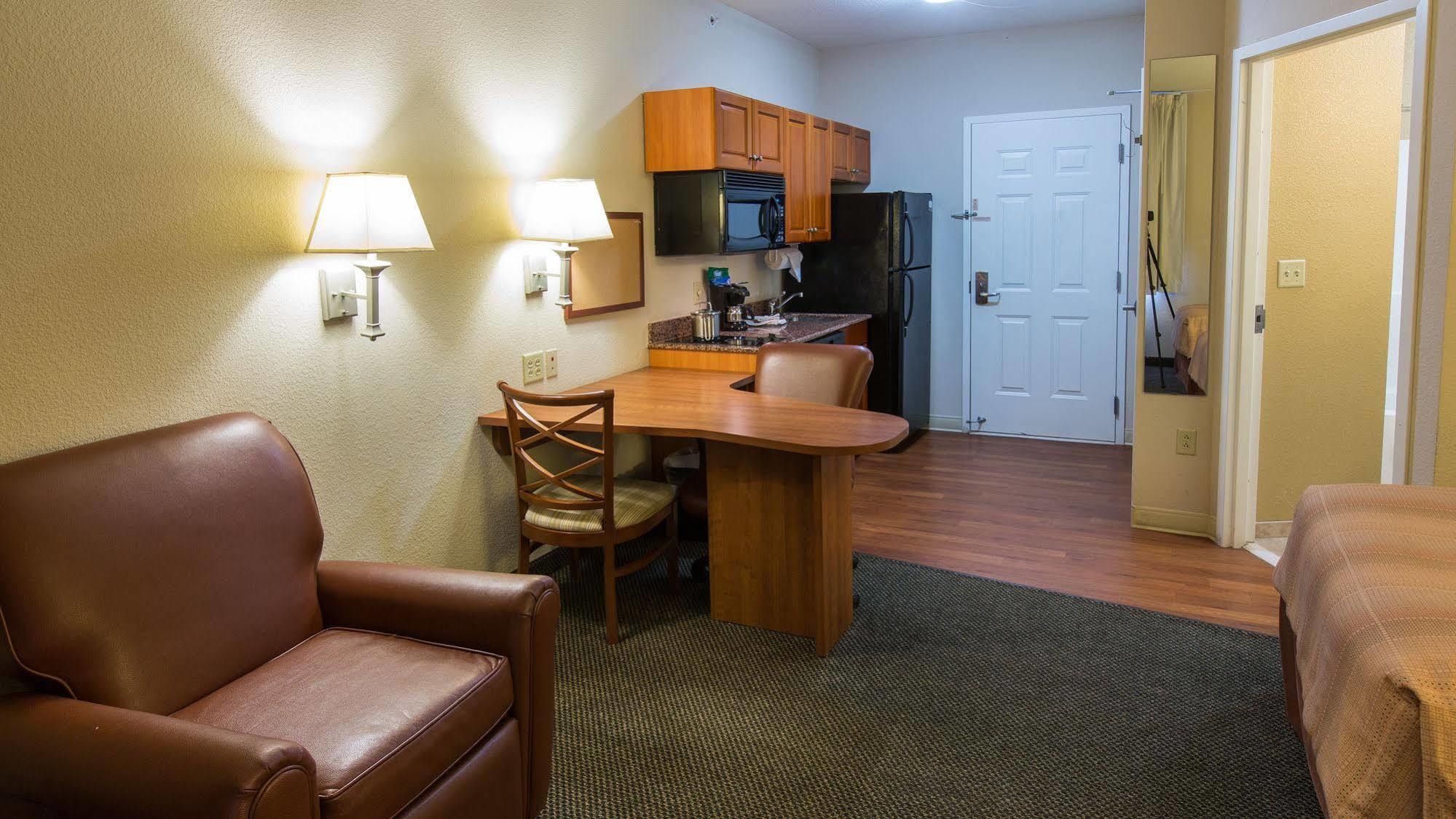 Candlewood Suites Knoxville Airport-Alcoa By Ihg Eksteriør billede