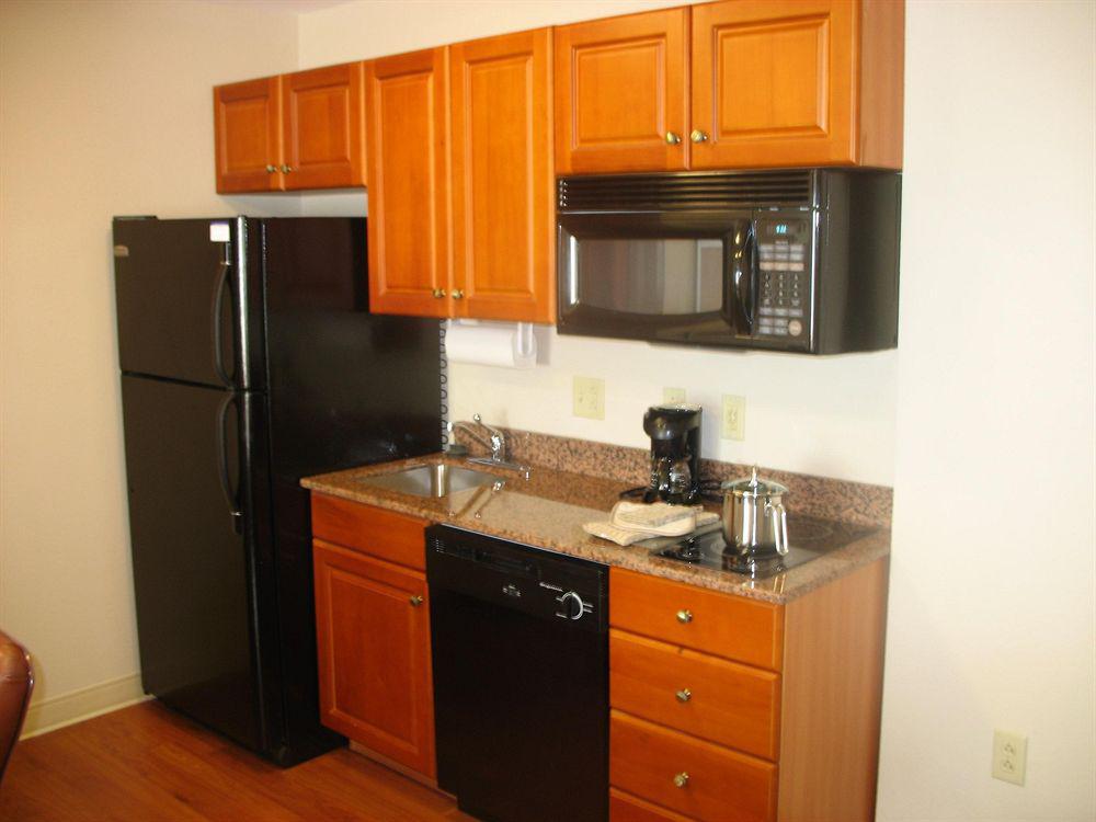 Candlewood Suites Knoxville Airport-Alcoa By Ihg Eksteriør billede
